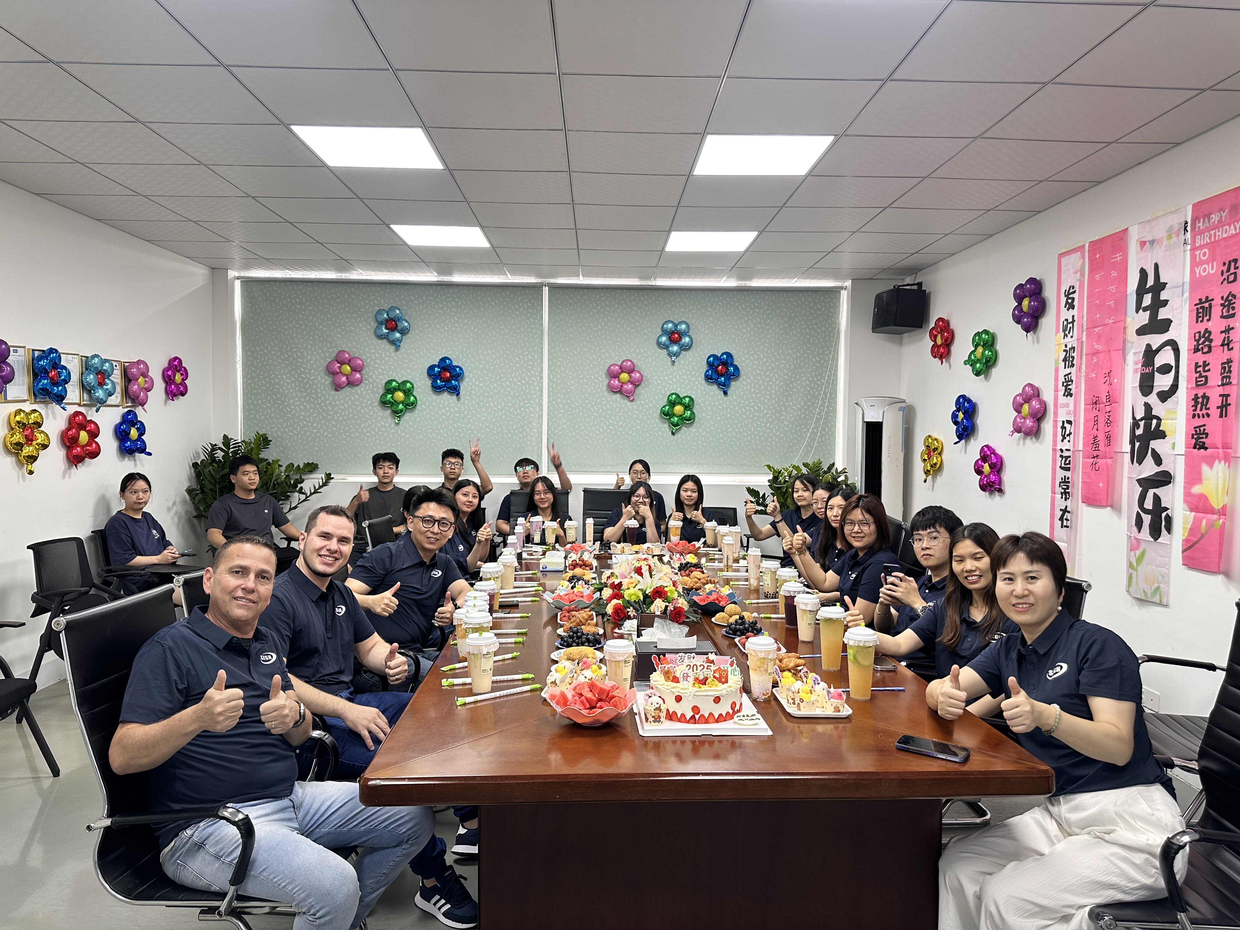 SZGH Celebrates Successful Birthday Event, welcome overseas machine tool partners to do！