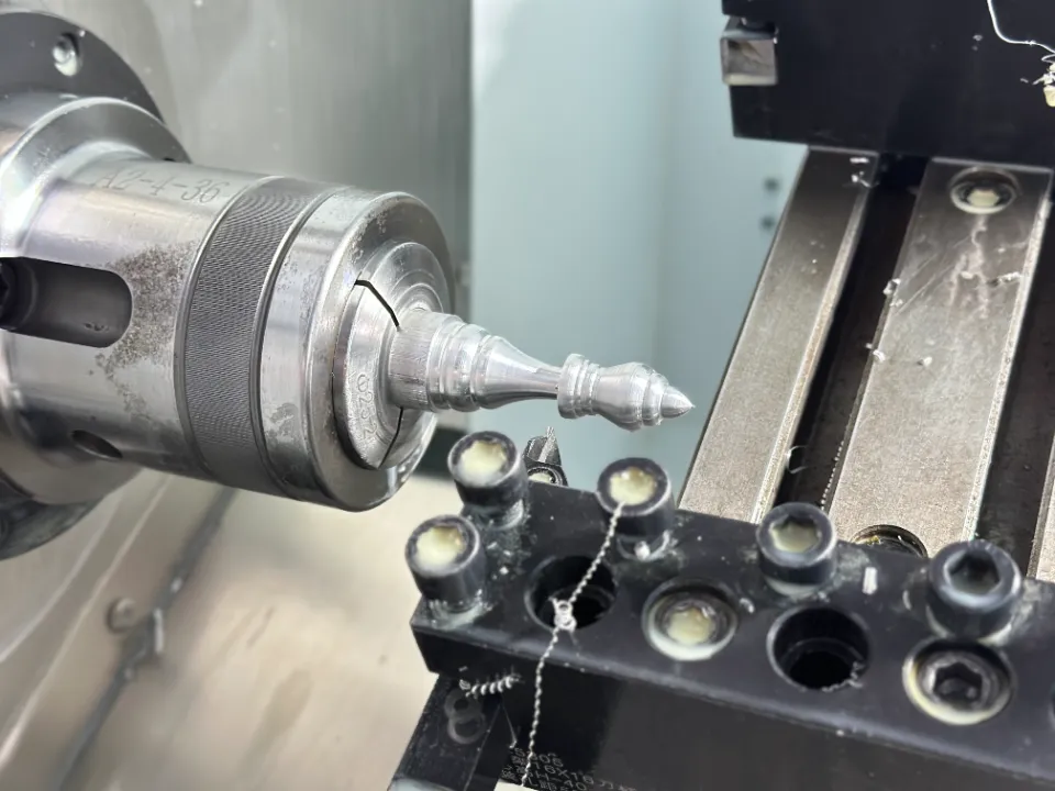 Por qué las máquinas herramienta CNC chinas podrían duplicar su precisión geométrica en los próximos tres años.
